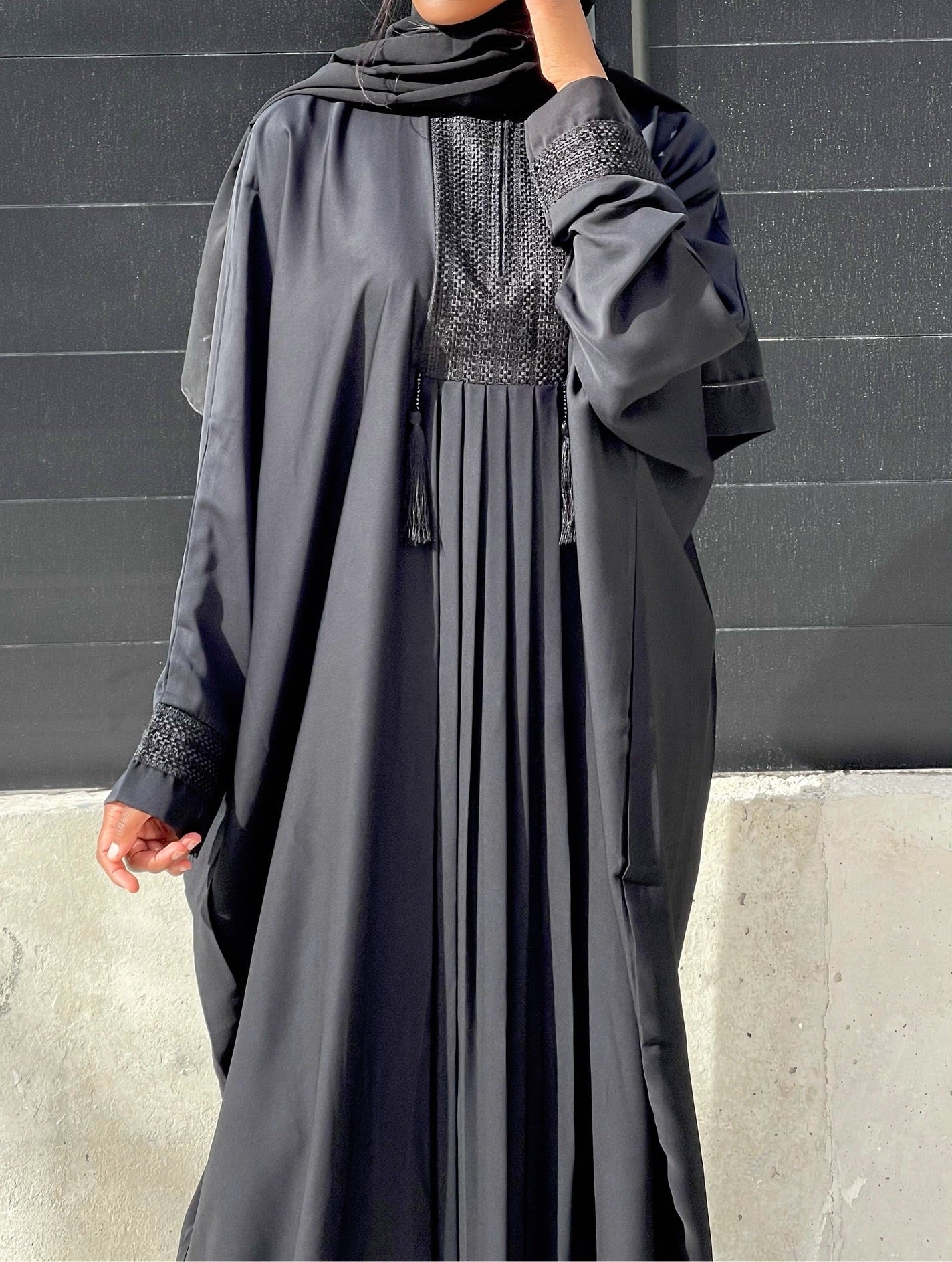 ABAYA Sana
