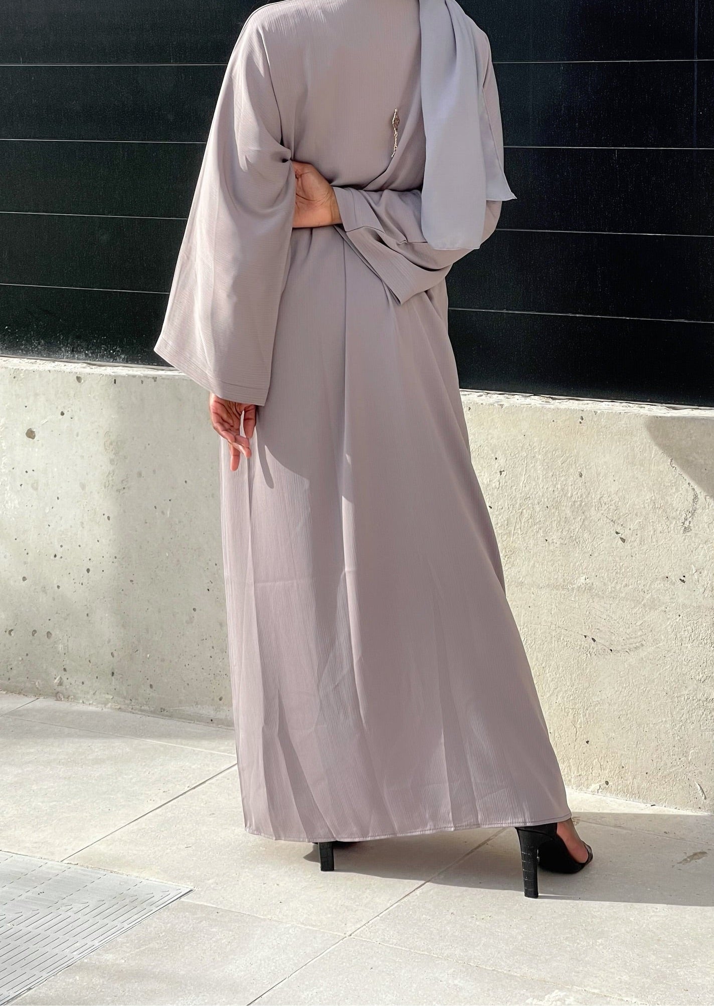 ABAYA Leila